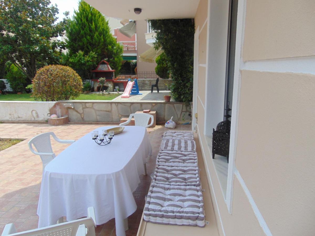 Sea Rose Vila Nea Iraklitsa Exterior foto
